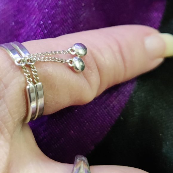 Pair of Sterling Silver Dangling Ball Stacking Rings - Picture 5 of 5